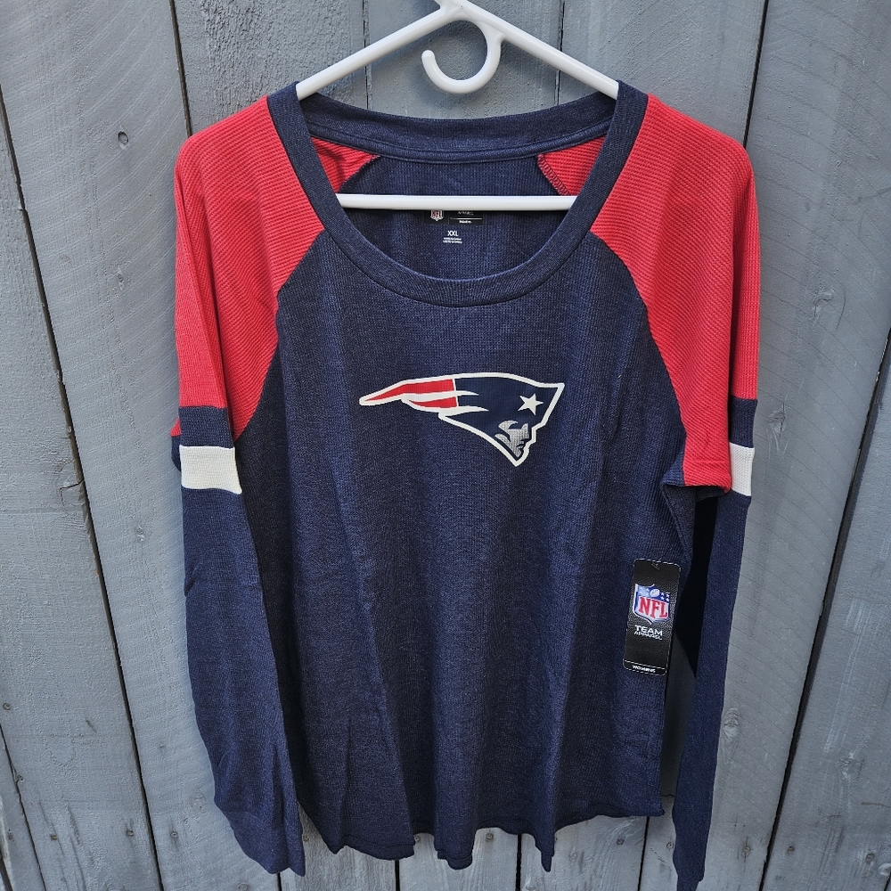 NWT NFL New England Patriots Thermal Long Sleeve